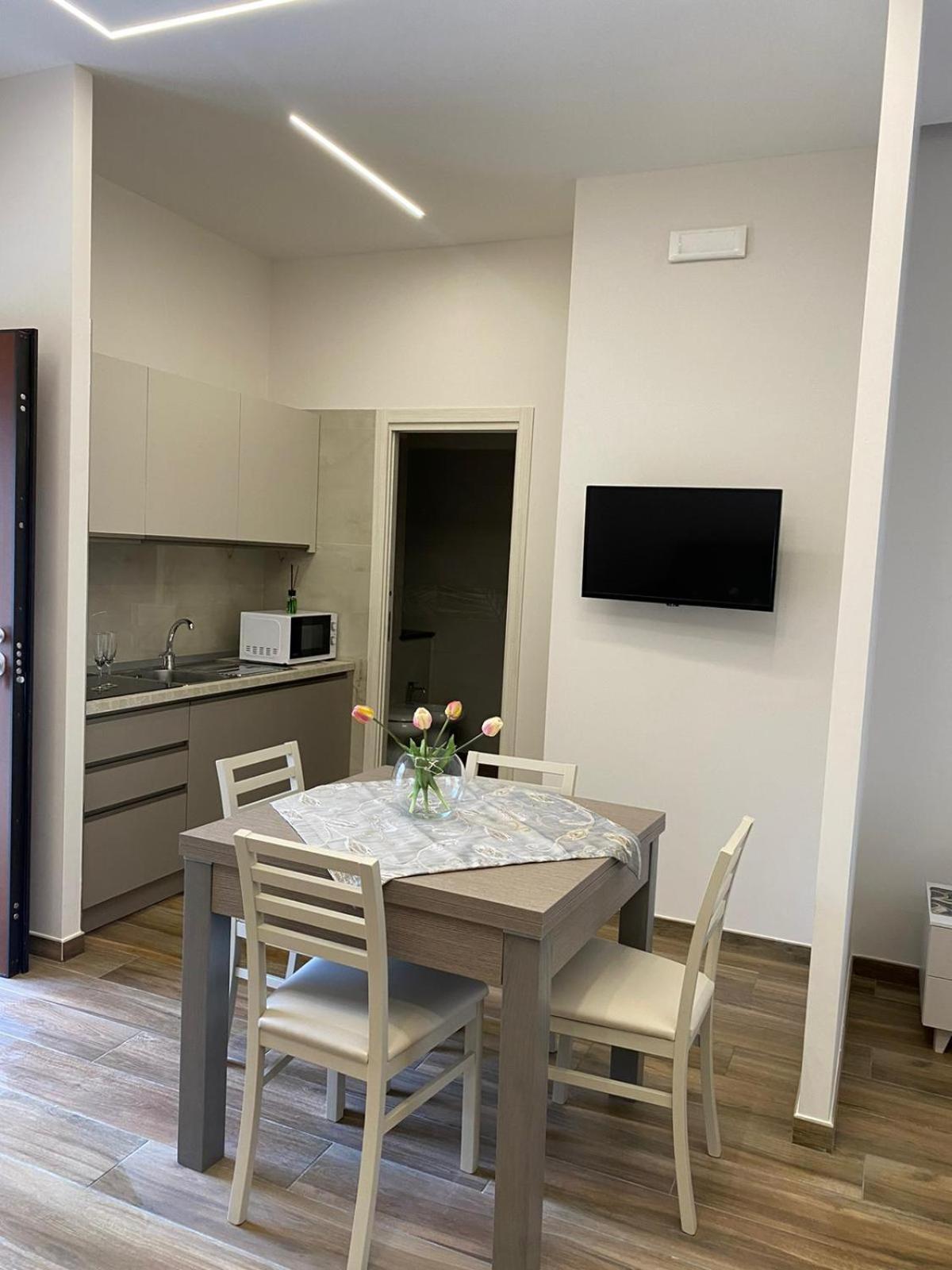 Villa Rose Apartments Sant'Egidio del Monte Albino 外观 照片