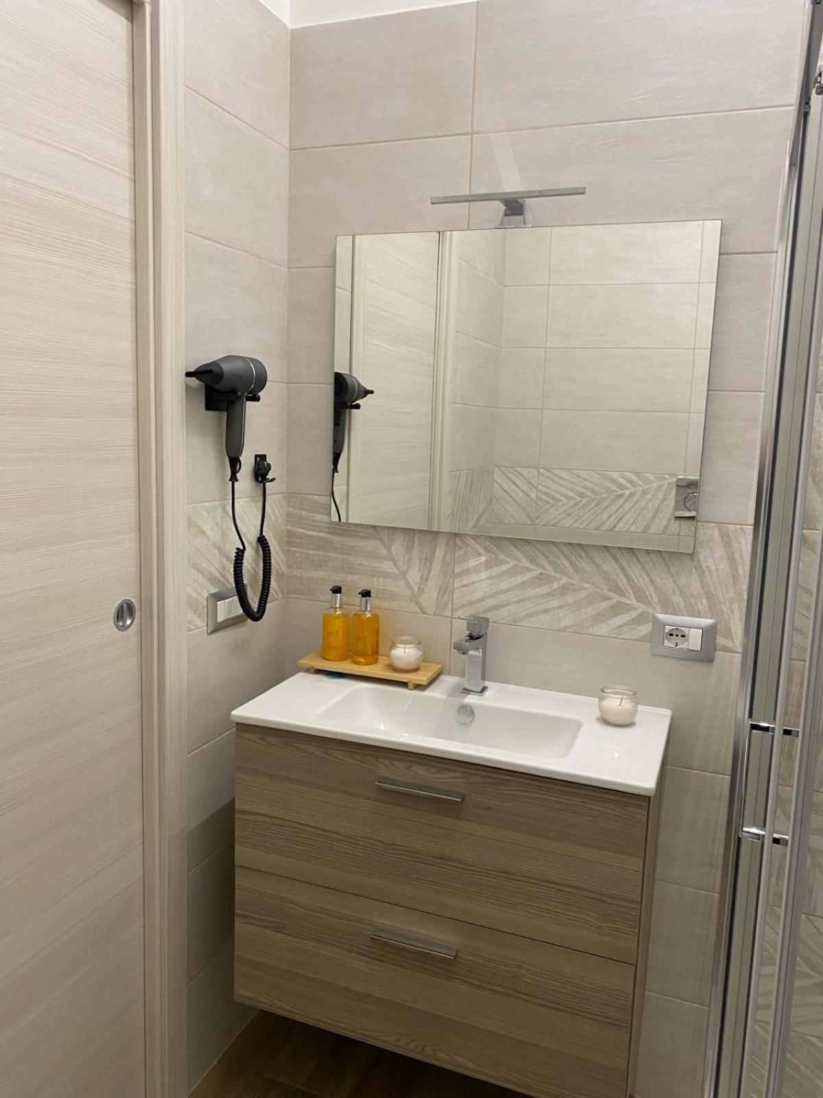 Villa Rose Apartments Sant'Egidio del Monte Albino 外观 照片